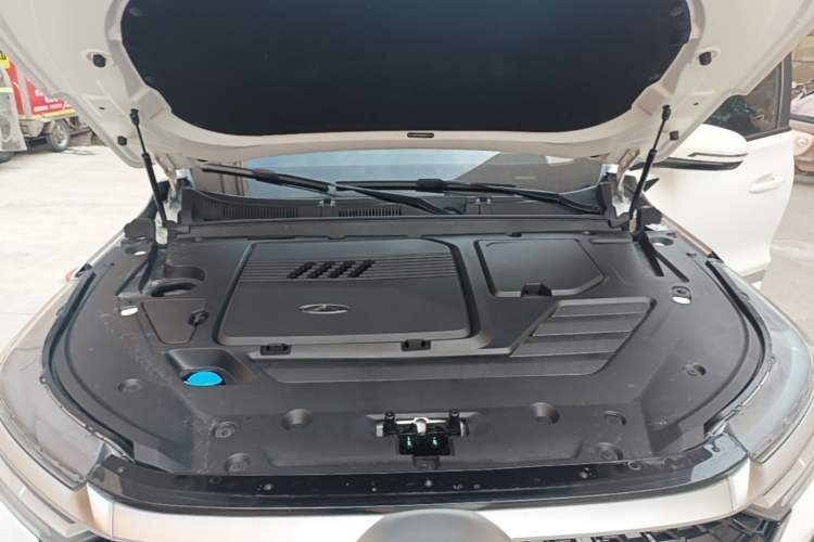 Used Chery Tiggo 8 PRO 2025 290T Two-Wheel-Drive Luxury Edition Engine Bay