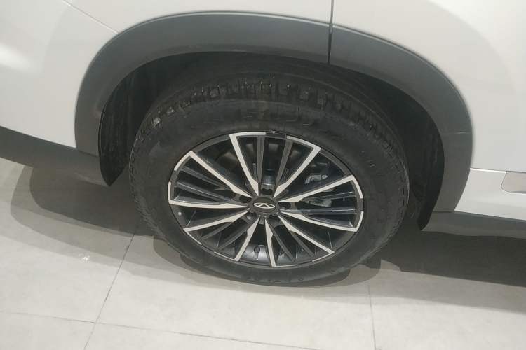 Used Chery Tiggo 8 PRO 2025 290T Two-Wheel-Drive Luxury Edition Exterior 8