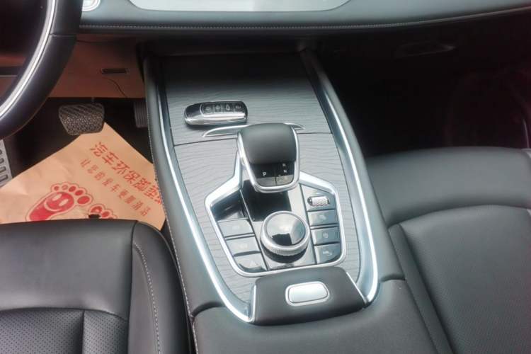 Used Chery Tiggo 8 PRO 2025 290T Two-Wheel-Drive Luxury Edition Gear Lever
