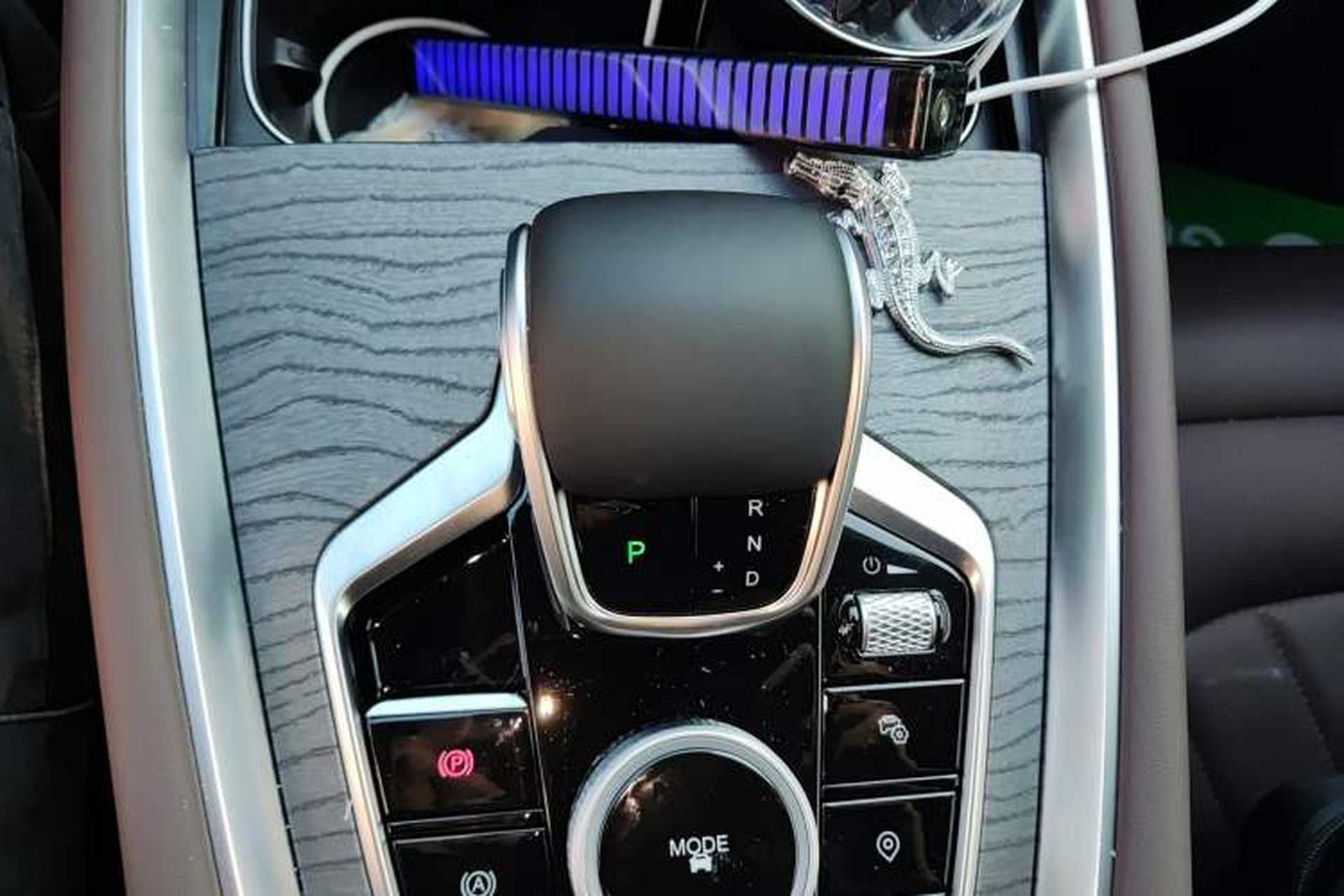 Used Chery Tiggo 8 PRO 2025 290T Two-Wheel Drive Prestige Edition Gear Lever