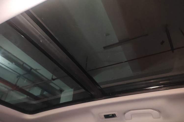 Used Chery Tiggo 8 PRO 2025 290T Two-Wheel-Drive Luxury Edition Headliner