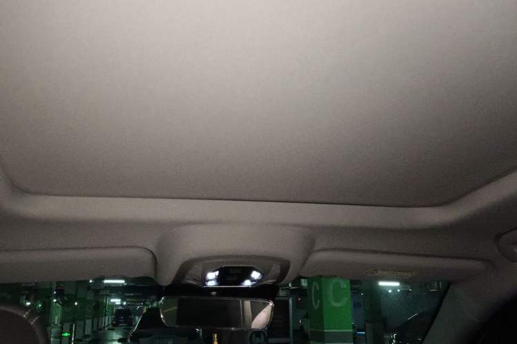 Used Chery Tiggo 8 PRO 2025 290T Two-Wheel-Drive Luxury Edition Headliner