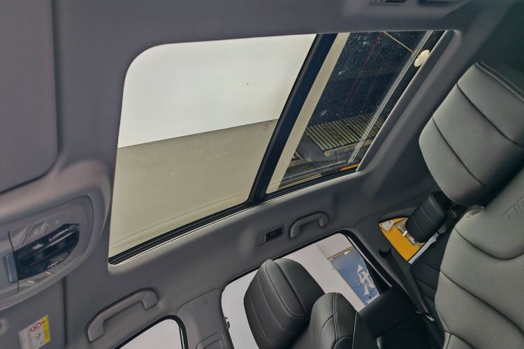 Used Chery Tiggo 8 PRO 2025 290T Two-Wheel-Drive Luxury Edition Headliner