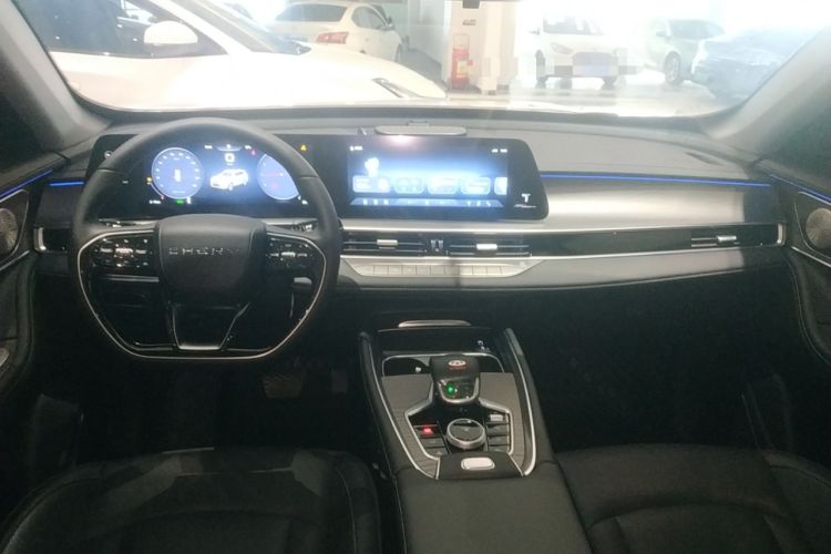 Used Chery Tiggo 8 PRO 2025 290T Two-Wheel-Drive Luxury Edition Interior 2