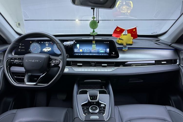 Used Chery Tiggo 8 PRO 2025 290T Two-Wheel-Drive Luxury Edition Interior 4