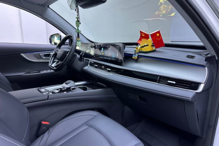 Used Chery Tiggo 8 PRO 2025 290T Two-Wheel-Drive Luxury Edition Interior 5