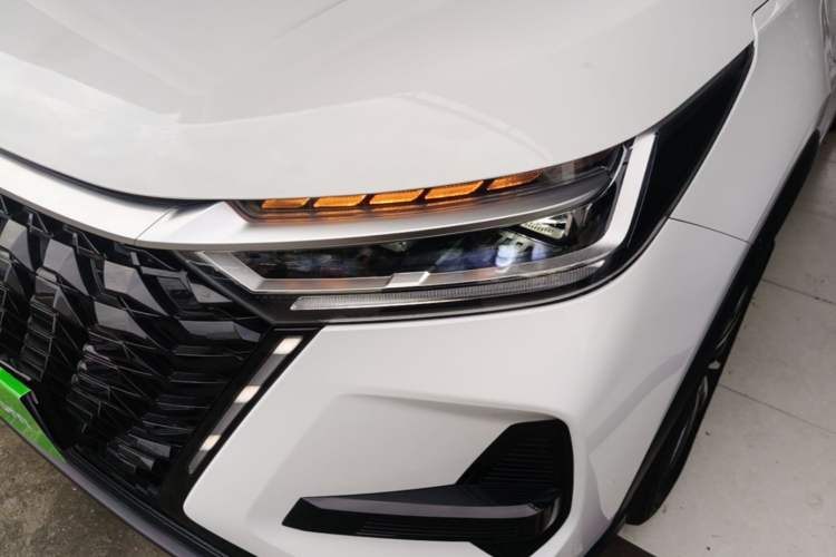 Used Chery Tiggo 8 PRO 2025 290T Two-Wheel-Drive Luxury Edition Left Front Headlight
