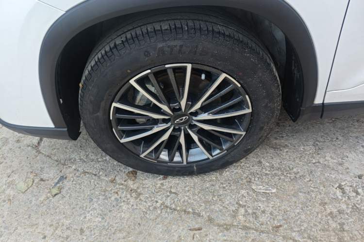 Used Chery Tiggo 8 PRO 2025 290T Two-Wheel-Drive Luxury Edition Left Front Wheel Hub