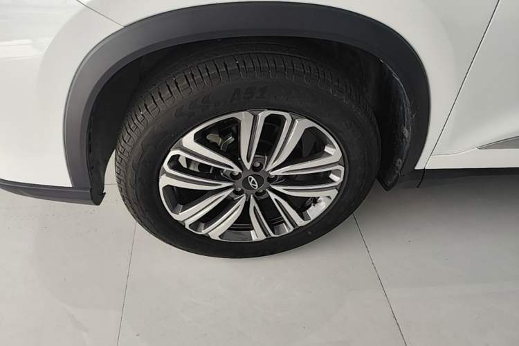 Used Chery Tiggo 8 PRO 2025 290T Two-Wheel Drive Comfort Edition Left Front Wheel Hub