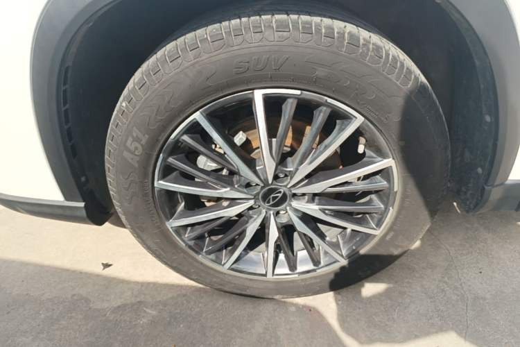 Used Chery Tiggo 8 PRO 2025 290T Two-Wheel-Drive Luxury Edition Left Front Wheel Hub