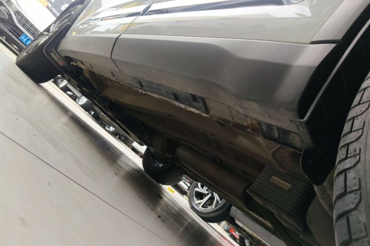 Used Chery Tiggo 8 PRO 2025 290T Two-Wheel-Drive Luxury Edition Left Side Sill