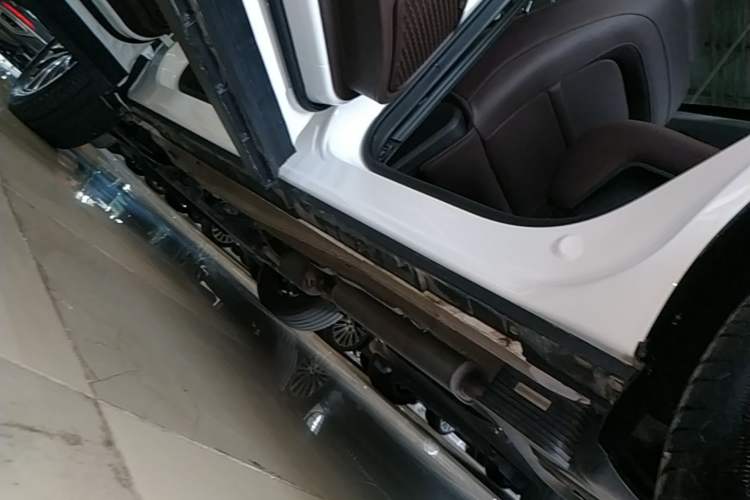 Used Chery Tiggo 8 PRO 2025 290T Two-Wheel Drive Prestige Edition Left Side Sill