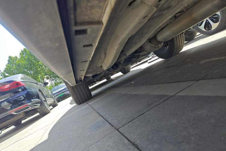 Used Chery Tiggo 8 PRO 2025 290T Two-Wheel-Drive Luxury Edition Left Side Sill