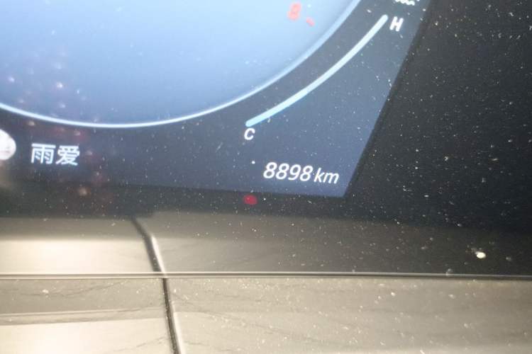 Used Chery Tiggo 8 PRO 2025 290T Two-Wheel-Drive Luxury Edition Odometer Close Up