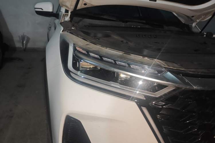 Used Chery Tiggo 8 PRO 2025 290T Two-Wheel-Drive Luxury Edition Right Front Headlight