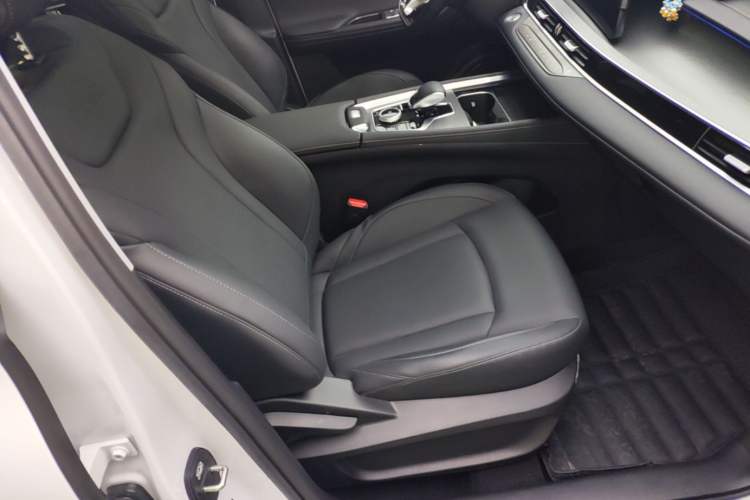 Used Chery Tiggo 8 PRO 2025 290T Two-Wheel-Drive Luxury Edition Right Front Seat