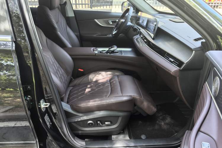 Used Chery Tiggo 8 PRO 2025 290T Two-Wheel Drive Prestige Edition Right Front Seat