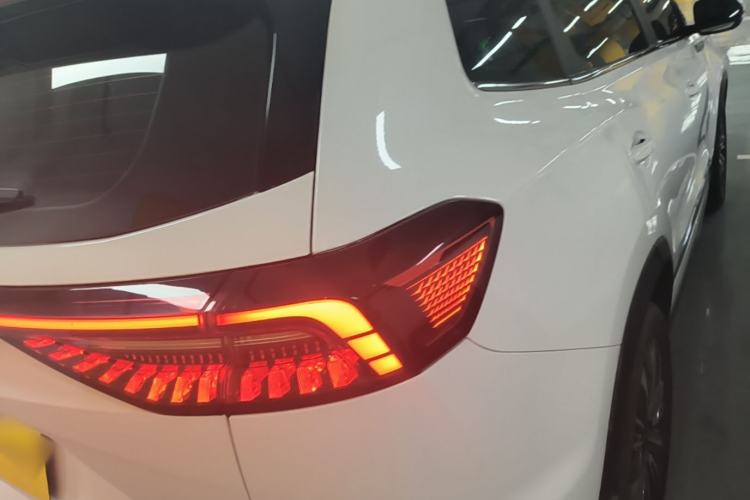 Used Chery Tiggo 8 PRO 2025 390T Two-Wheel Drive Prestige Version I Right Rear Taillight