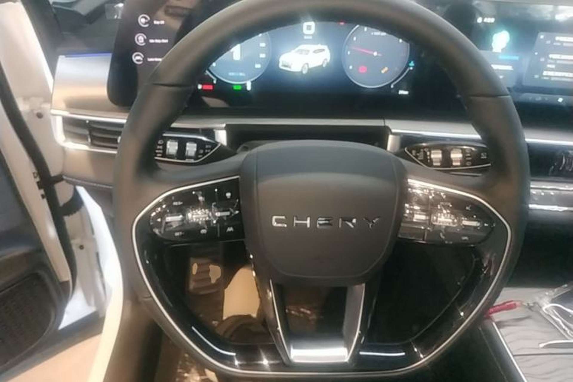 Used Chery Tiggo 8 PRO 2025 290T Two-Wheel-Drive Luxury Edition Steering Wheel
