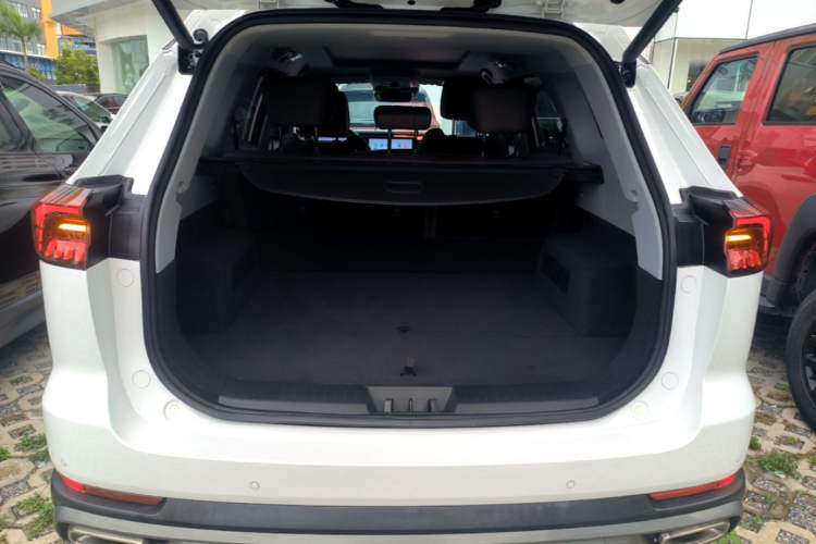 Used Chery Tiggo 8 PRO 2025 290T Two-Wheel Drive Prestige Edition Trunk