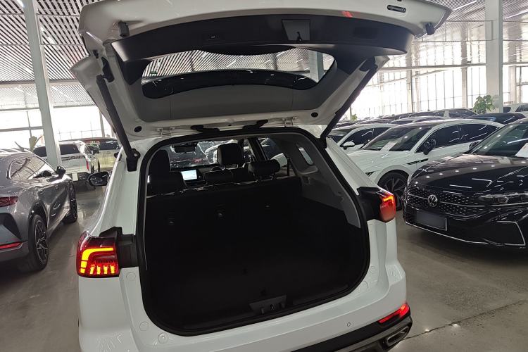 Used Chery Tiggo 8 PRO 2025 290T Two-Wheel-Drive Luxury Edition Trunk
