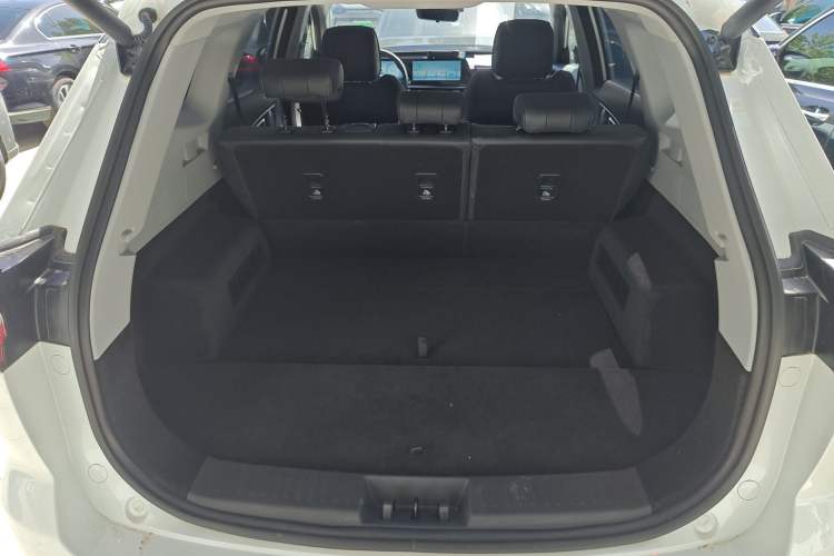 Used Chery Tiggo 8 PRO 2025 290T Two-Wheel-Drive Luxury Edition Trunk