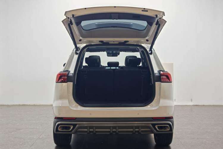 Used Chery Tiggo 8 PRO 2025 290T Two-Wheel-Drive Luxury Edition Trunk