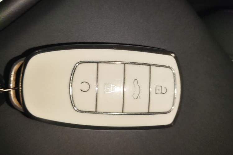 Used Chery Tiggo 8 PRO 2025 290T Two-Wheel-Drive Luxury Edition Vehicle Key