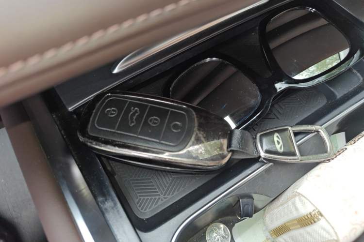 Used Chery Tiggo 8 PRO 2025 290T Two-Wheel Drive Prestige Edition Vehicle Key