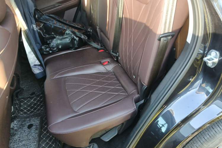 Used Chery Tiggo 8 PRO New Energy 2023 Champion Edition 1.5T 100km King's Version Left Rear Seat