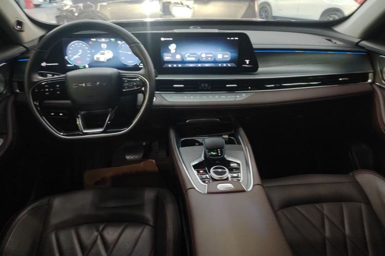 Used Chery Tiggo 8 PRO New Energy 2023 Champion Edition 1.5T 100km King's Version Center Console