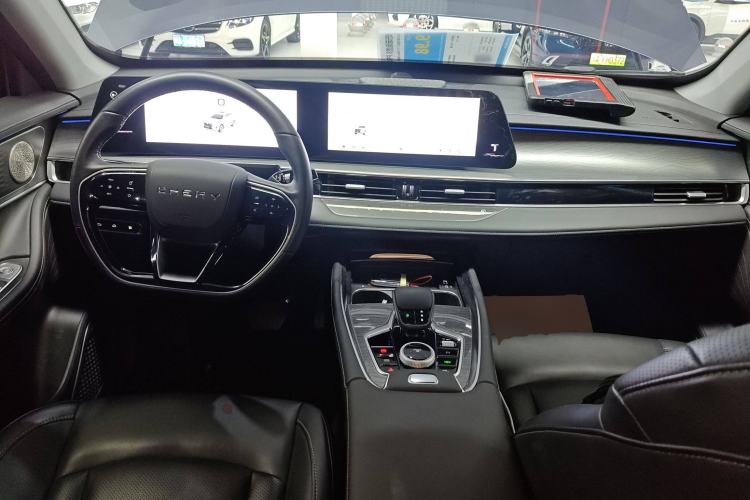 Used Chery Tiggo 8 PRO New Energy 2023 Champion Edition 1.5T 100km Glory Version Center Console