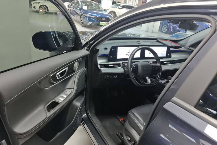 Used Chery Tiggo 8 PRO New Energy 2023 Champion Edition 1.5T 100km Glory Version Driver Seat