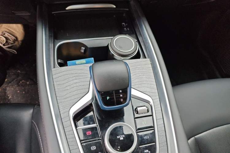 Used Chery Tiggo 8 PRO New Energy 2023 Champion Edition 1.5T 100km Glory Version Gear Lever