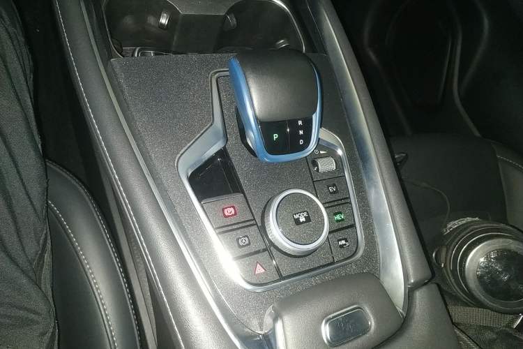 Used Chery Tiggo 8 PRO New Energy 2023 Champion Edition 1.5T 100km Glory Version Gear Lever