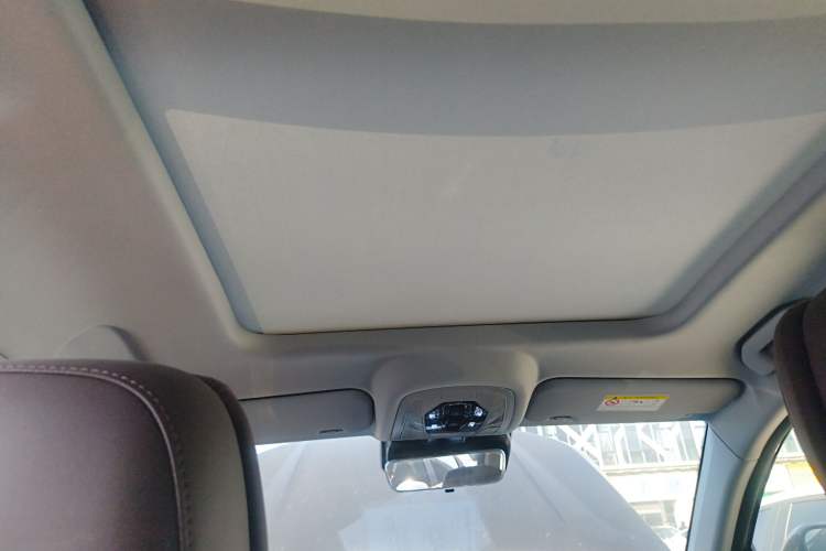 Used Chery Tiggo 8 PRO New Energy 2023 Champion Edition 1.5T 100km King's Version Headliner