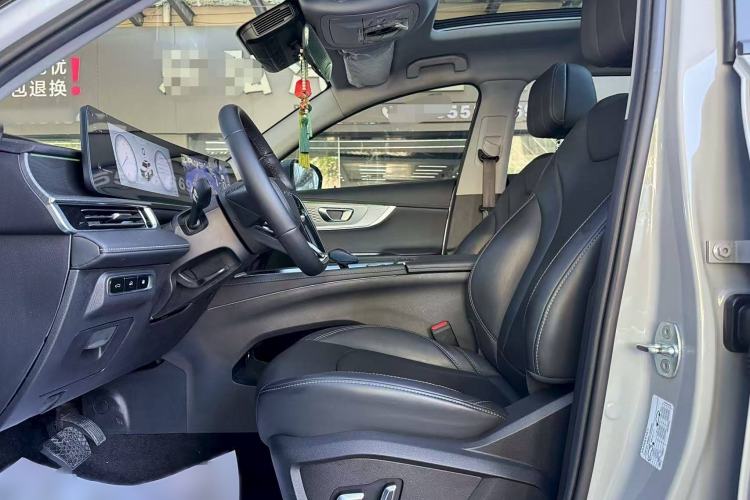 Used Chery Tiggo 8 PRO New Energy 2023 Champion Edition 1.5T 100km Glory Version Interior 8