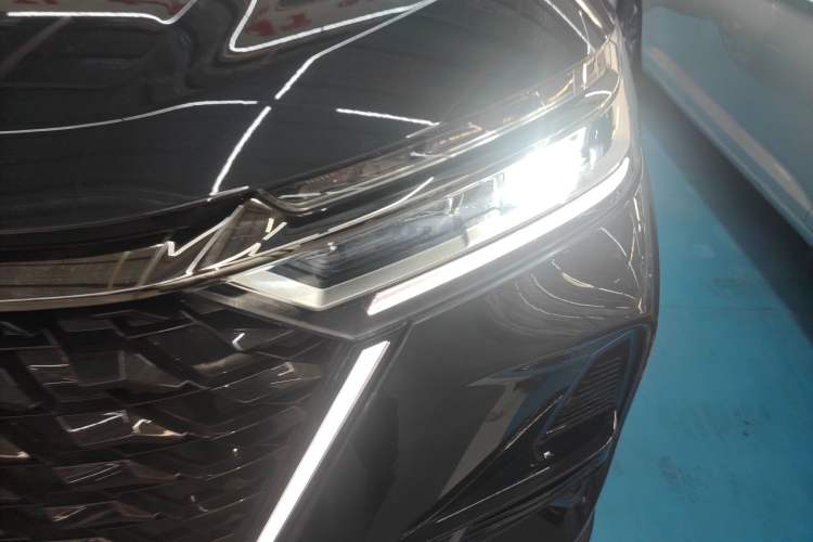 Used Chery Tiggo 8 PRO New Energy 2023 Champion Edition 1.5T 100km King's Version Left Front Headlight