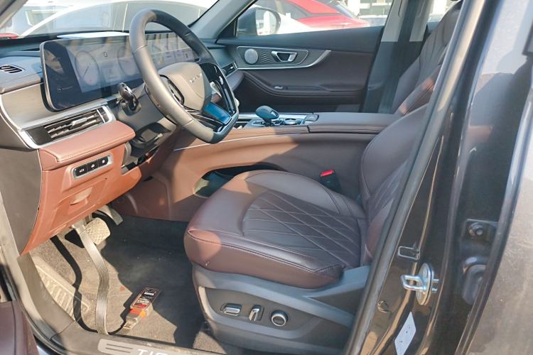 Used Chery Tiggo 8 PRO New Energy 2023 Champion Edition 1.5T 100km King's Version Left Front Seat