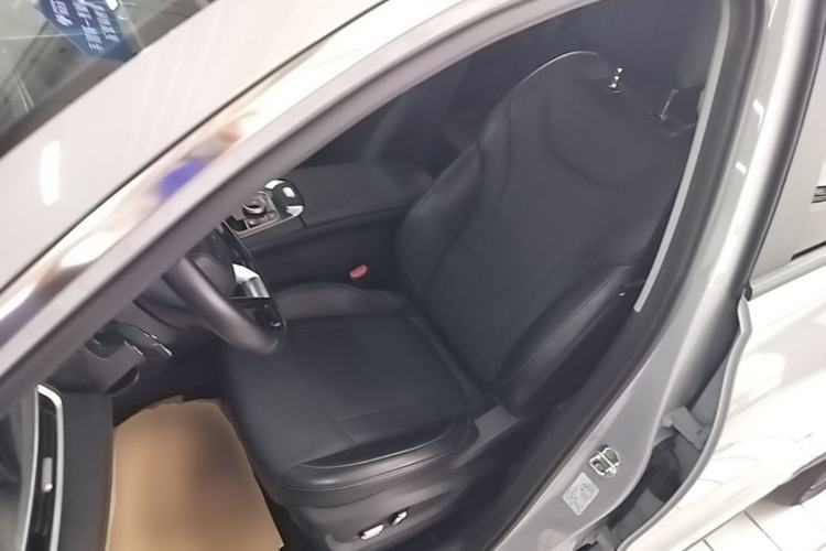 Used Chery Tiggo 8 PRO New Energy 2023 Champion Edition 1.5T 100km Glory Version Left Front Seat