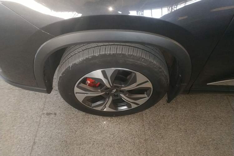 Used Chery Tiggo 8 PRO New Energy 2023 Champion Edition 1.5T 100km Glory Version Left Front Wheel Hub