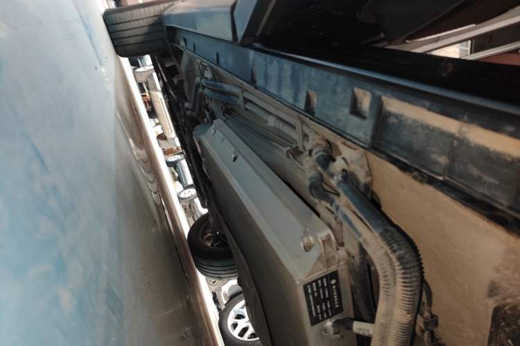 Used Chery Tiggo 8 PRO New Energy 2023 Champion Edition 1.5T 100km King's Version Left Side Sill