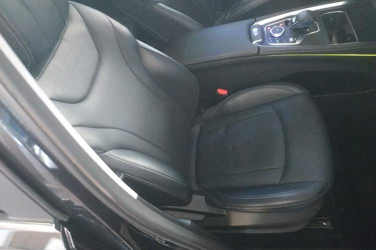 Used Chery Tiggo 8 PRO New Energy 2023 Champion Edition 1.5T 100km Glory Version Right Front Seat