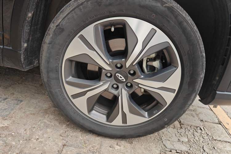 Used Chery Tiggo 8 PRO New Energy 2023 Champion Edition 1.5T 100km Glory Version Right Front Wheel Hub