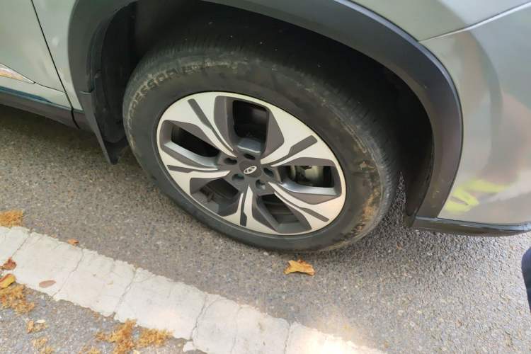 Used Chery Tiggo 8 PRO New Energy 2023 Champion Edition 1.5T 100km Glory Version Right Front Wheel Hub