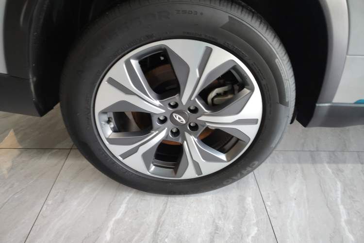 Used Chery Tiggo 8 PRO New Energy 2023 Champion Edition 1.5T 100km King's Version Right Rear Wheel Hub