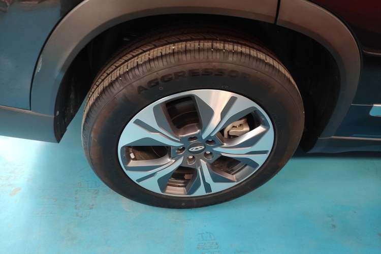 Used Chery Tiggo 8 PRO New Energy 2023 Champion Edition 1.5T 100km King's Version Right Rear Wheel Hub