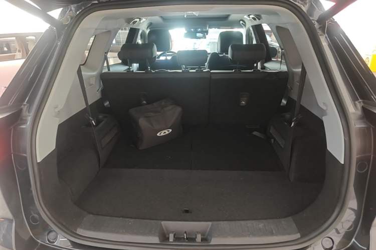Used Chery Tiggo 8 PRO New Energy 2023 Champion Edition 1.5T 100km Glory Version Trunk