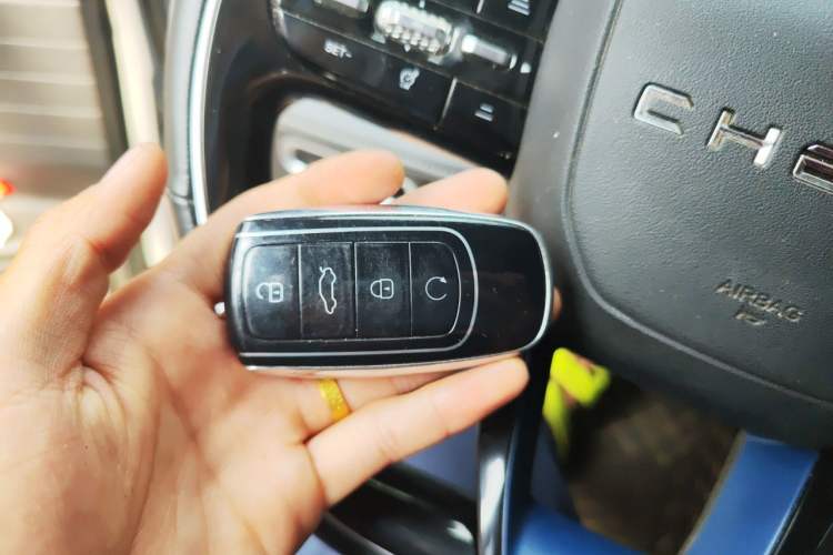 Used Chery Tiggo 8 PRO New Energy 2023 Champion Edition 1.5T 100km Glory Version Vehicle Key