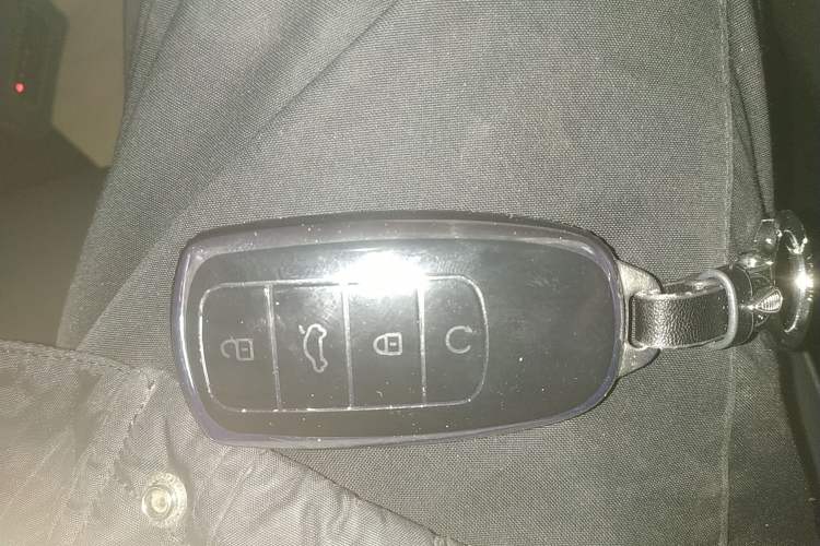 Used Chery Tiggo 8 PRO New Energy 2023 Champion Edition 1.5T 100km Glory Version Vehicle Key
